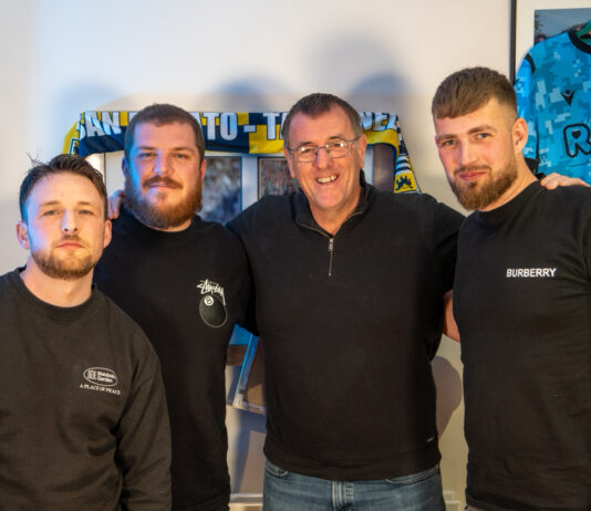 Orgoglio San Donato Tavarnelle: la sciarpa gialloblu nel prestigioso podcast inglese sul calcio, “Stanchion”