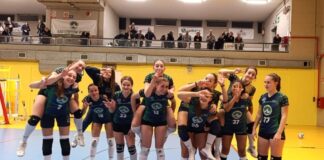 L’Under 16 Blu della Certosa Volley vince una partita pazzesca contro la Stella Rossa