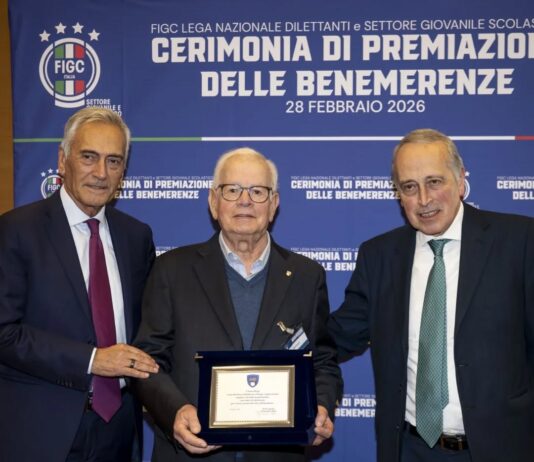 Un riconoscimento per il decano del calcio toscano: Vasco Brogi premiato a Roma dai presidenti Gravina e Abete