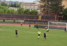 La freddezza di Menga e Dini, il doppio miracolo di Bartoli: il Grassina merita il 2-0 su una Sansovino troppo attendista
