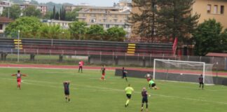 La freddezza di Menga e Dini, il doppio miracolo di Bartoli: il Grassina merita il 2-0 su una Sansovino troppo attendista