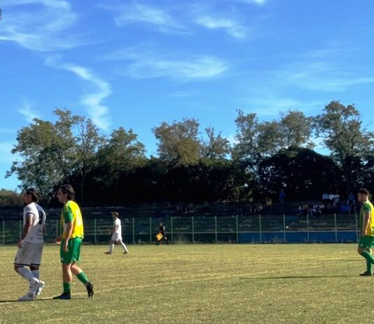 Massa dal dischetto illude la Sancascianese: il Piombino rimonta e vince 2-1